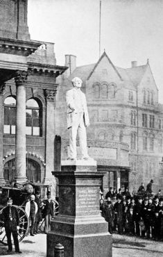 Samuel Morley statue